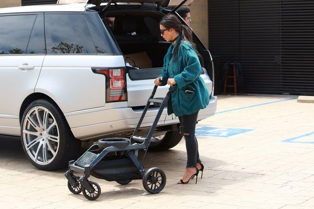 Kim Kardashian nie miała czasu na stylizację? (FOTO)