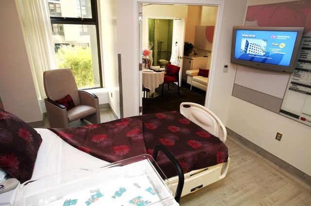 Tak rodziła Kim Kardashian (FOTO)