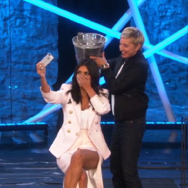 Kim Kardashian też oblała się lodowatą wodą (FOTO) Kim Kardashian też oblała się lodowatą wodą (FOTO)