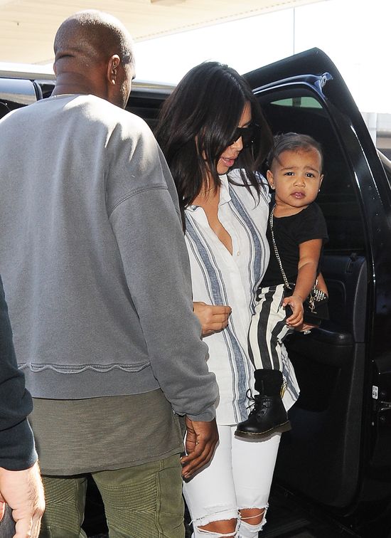 Roczna North West już nosi torebki (FOTO)