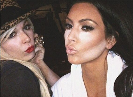 Szok! Kim Kardashian jest źle pomalowana (FOTO)