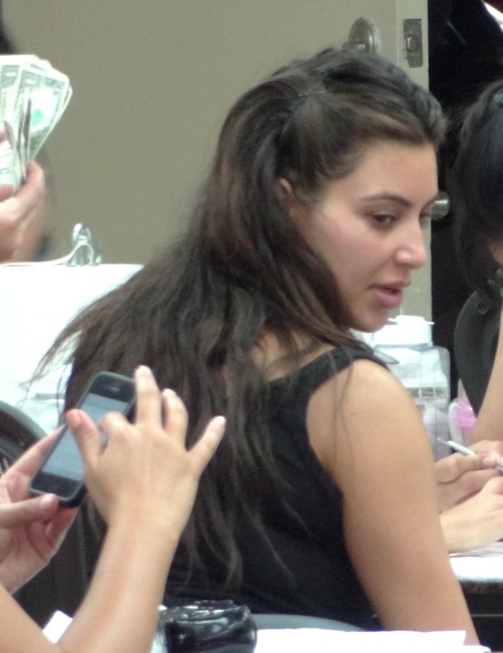 Kim Kardashian: Kanye uwielbia, gdy chodzę bez makijażu 