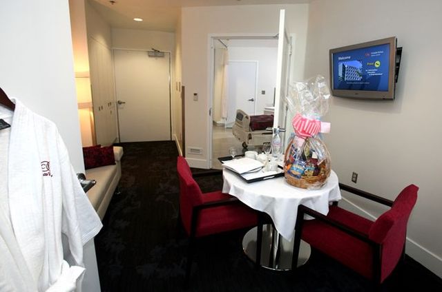 Tak rodziła Kim Kardashian (FOTO)