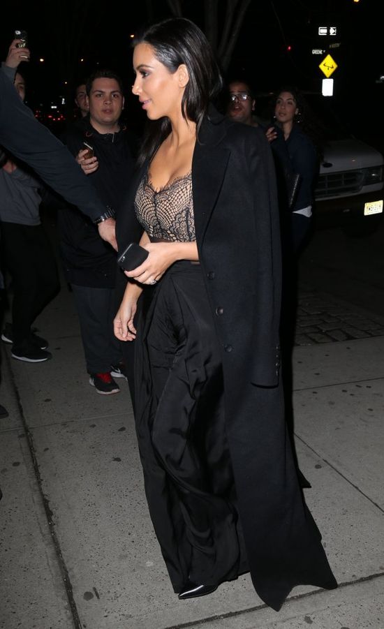 To najgorsze spodnie Kim Kardashian ever? (FOTO)