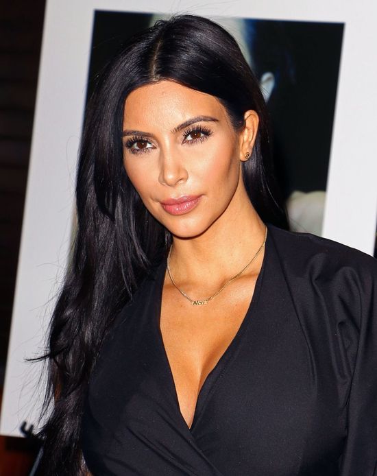 Kim Kardashian bardzo się starała na promocji swojej książki Kim Kardashian bardzo się starała na promocji swojej książki