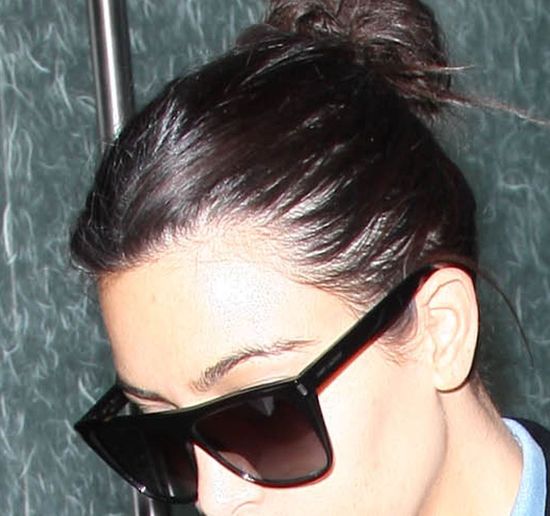 Włosy Kim Kardashian wciąż wypadają garściami? (FOTO) Włosy Kim Kardashian wciąż wypadają garściami? (FOTO)