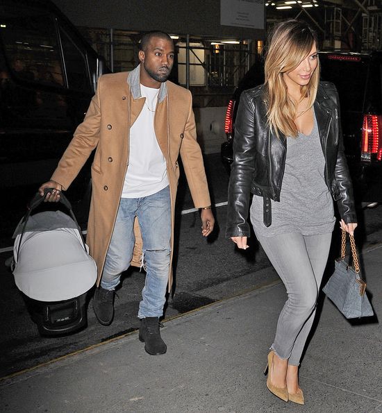 Paparazzi wreszcie sfotografowali buźkę North West (FOTO)