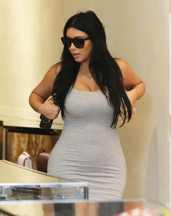Kim Kardashian w 5. miesiącu ciąży - zdradza, ile przytyła