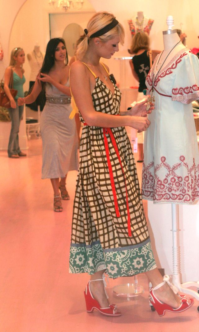 Kiedy Kim Kardashian była asystentką Paris Hilton... (FOTO) Kiedy Kim Kardashian była asystentką Paris Hilton... (FOTO)