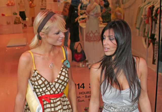Kiedy Kim Kardashian była asystentką Paris Hilton... (FOTO) Kiedy Kim Kardashian była asystentką Paris Hilton... (FOTO)