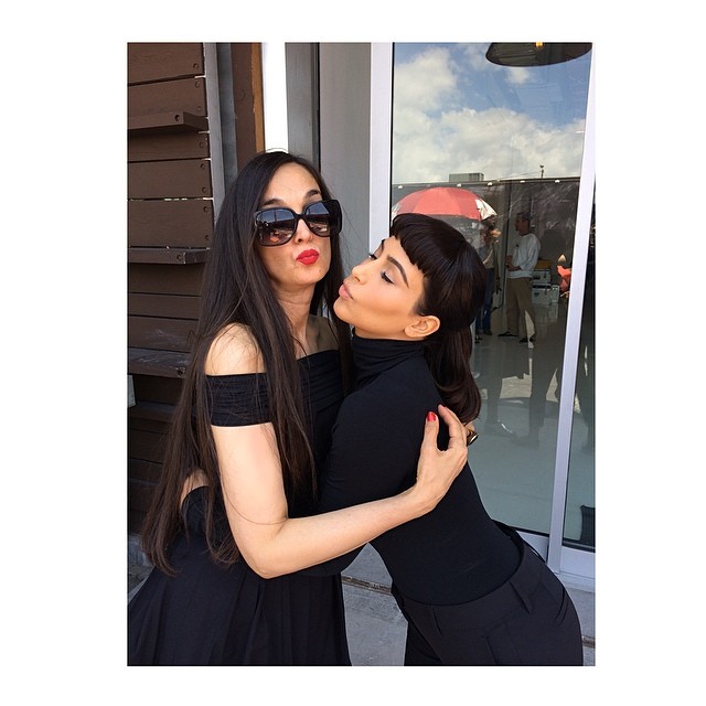 Kim Kardashian przebrana za Audrey Hepburn (FOTO)