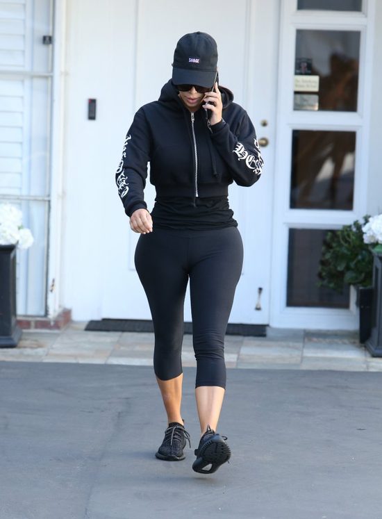 U Kim Kardashian nastała moda na legginsy (FOTO)