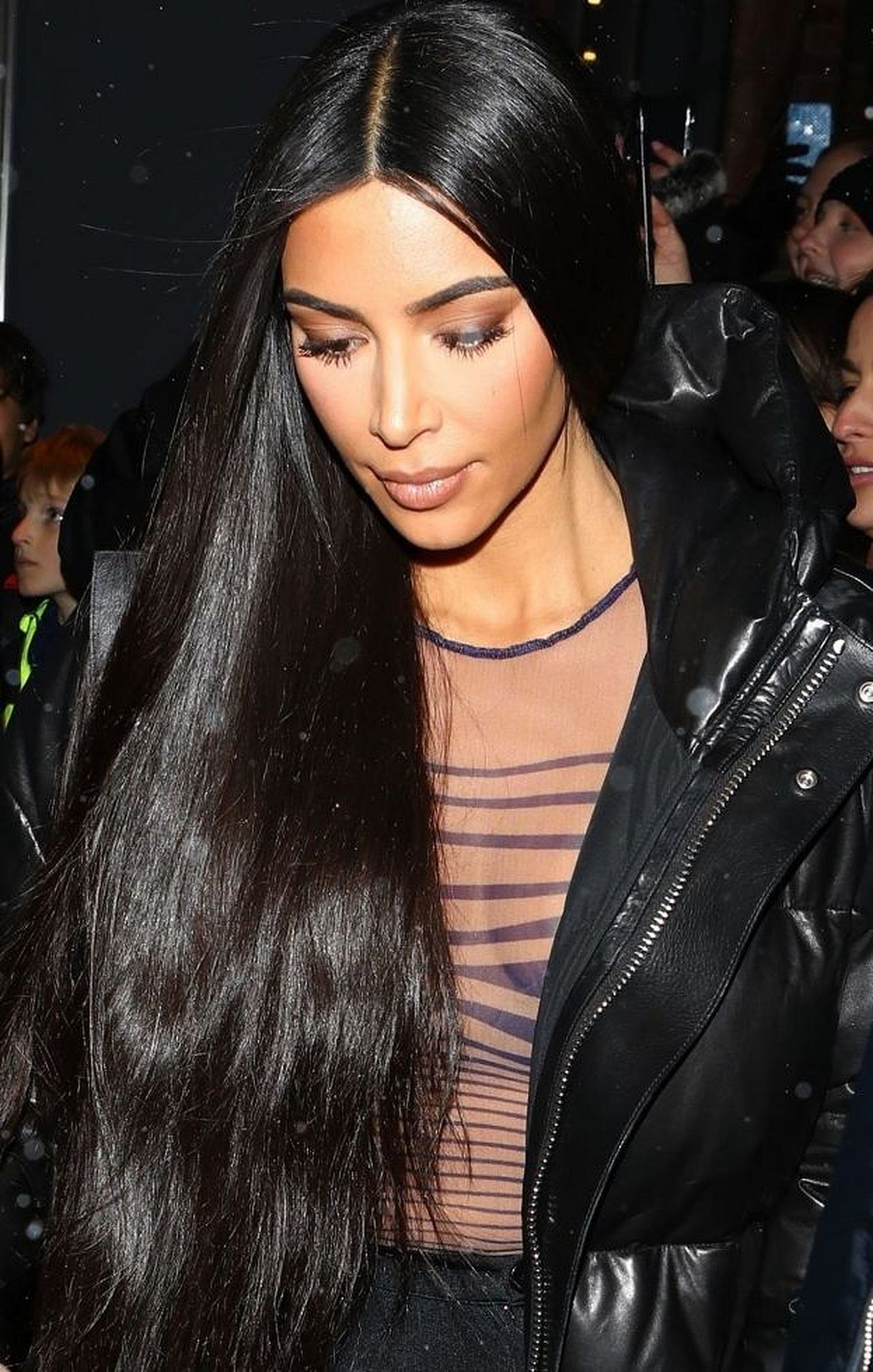 Kim Kardashian zdradziła sekret gładkiej skóry - PADNIECIE