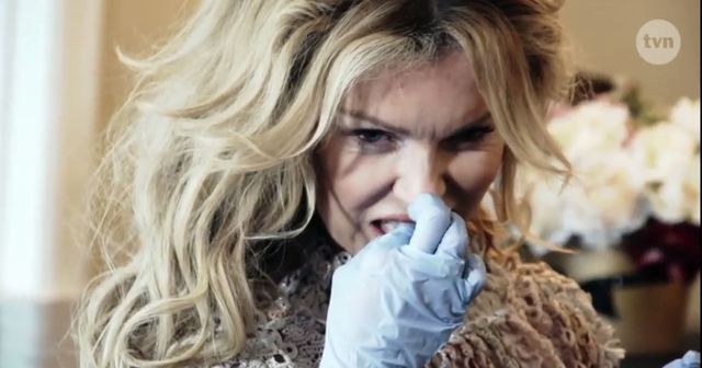 Kinga Korta pobiera nasienie psa przez kamerami (VIDEO) Kinga Korta pobiera nasienie psa przez kamerami (VIDEO)