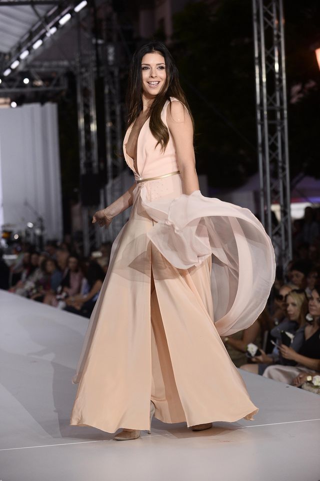 WOW! Patrz Barański, co straciłeś! Klaudia Halejcio GORĄCA na wybiegu (ZDJĘCIA)