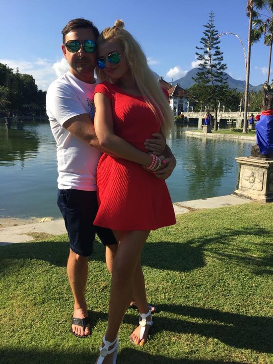 Koniec wakacji? Nie dla niej - ta celebrytka baluje na Bali (FOTO)