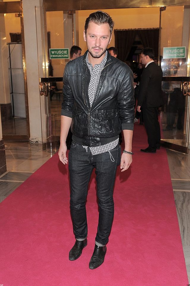 Maślak na salonach, czyli jak się ubierają panowie - gwiazdy