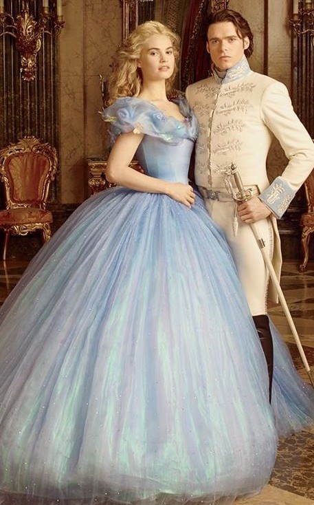 Richard Madden w Kopciuszku narzekał na ściśnięte genitalia Richard Madden w Kopciuszku narzekał na ściśnięte genitalia