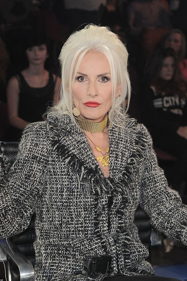 Kiedy Kora pokaże się publicznie?