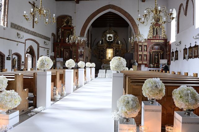 Celebryci na ślubie Izabeli Janachowskiej (FOTO)