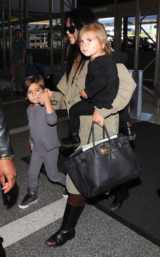 W walizek zabrała ze sobą Kourtney Kardashian do Paryża?