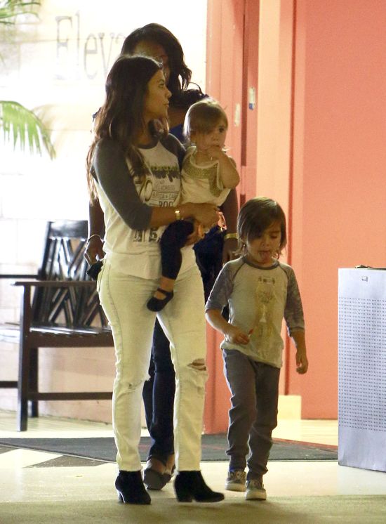 Kourtney Kardashian nie pójdzie z dziećmi do lekarza bez...