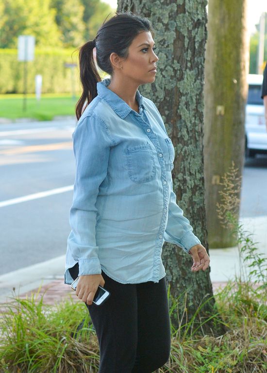 Zamiast błyszczeć na salonach, Kourtney Kardashian wolała...