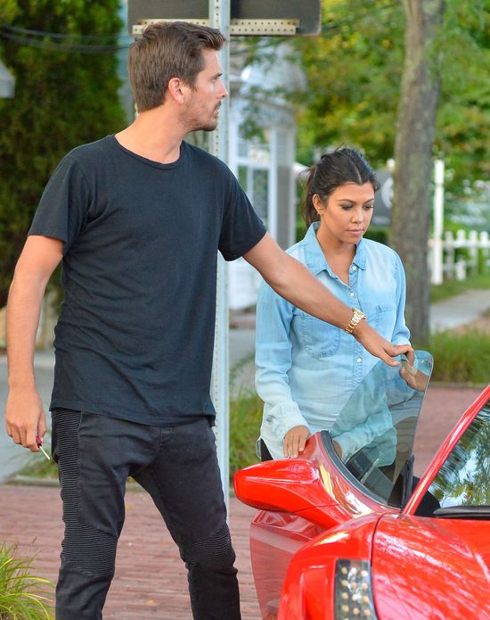 Zamiast błyszczeć na salonach, Kourtney Kardashian wolała...