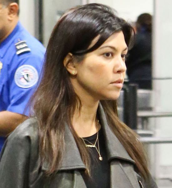 Czy Kourtney Kardashian potrzebuje makijażu? (FOTO)