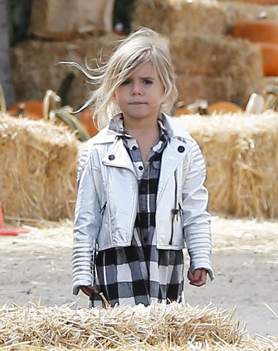 Iloma dziećmi na raz opiekuje się Kourtney Kardashian? (FOTO Iloma dziećmi na raz opiekuje się Kourtney Kardashian? (FOTO