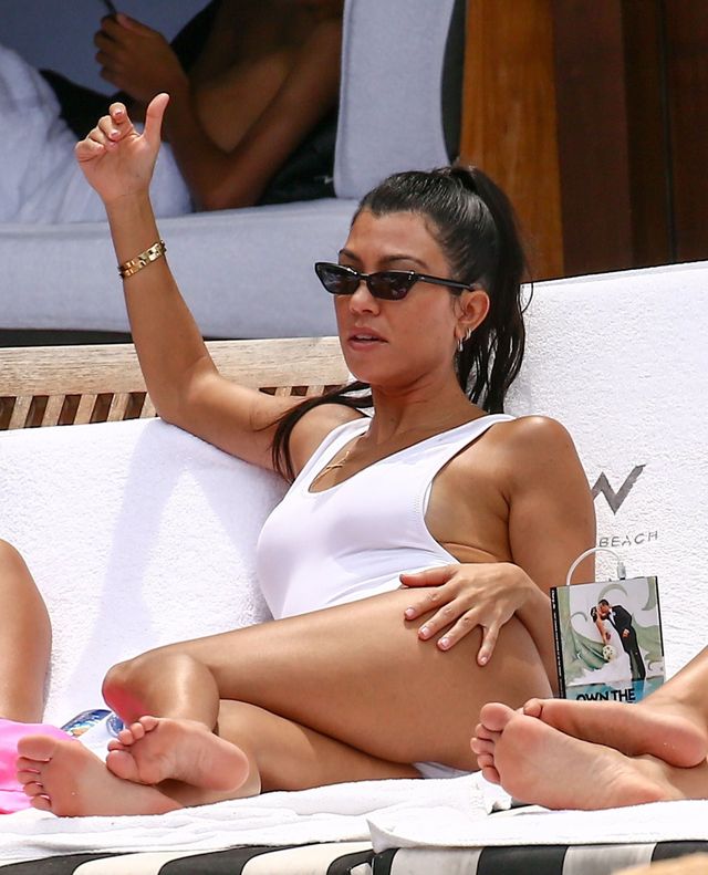 Kourtney Kardashin prócz pupy idealnej pokazała coś jeszcze