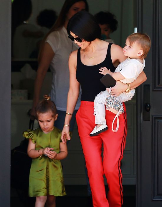 KOurtney Kardashian, penelope disick, reign disick