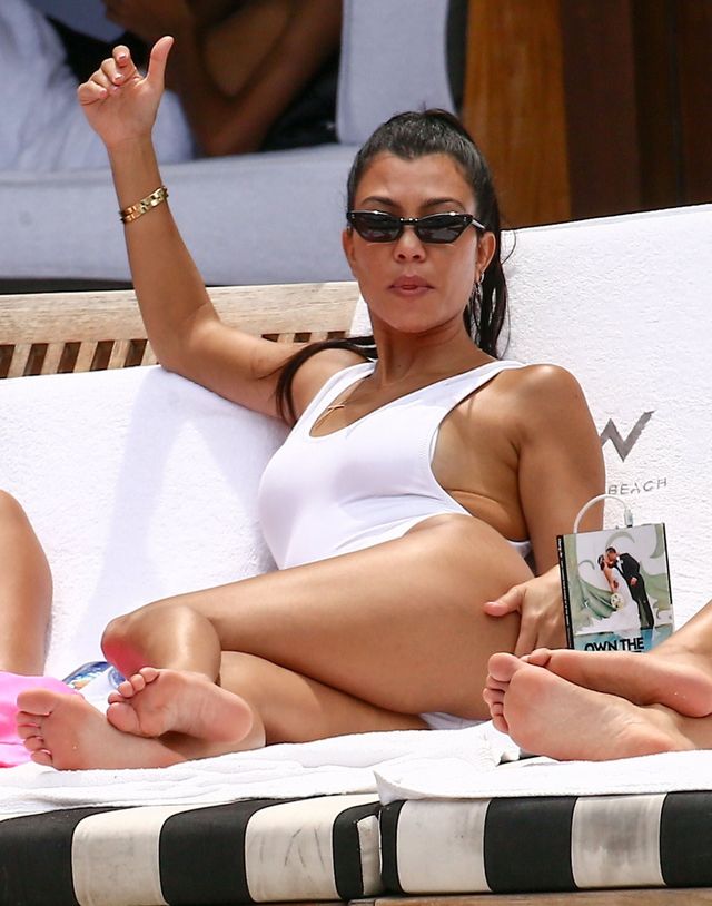 Kourtney Kardashin prócz pupy idealnej pokazała coś jeszcze