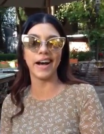 Kourtney Kardashian - pierwszy botoksik? (VIDEO)