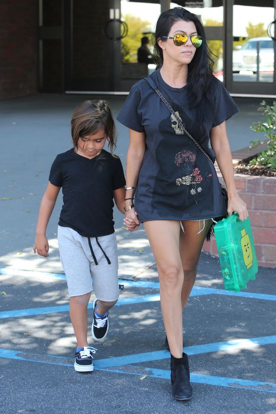 Kourtney Kardashian jest ZA CHUDA? (FOTO)