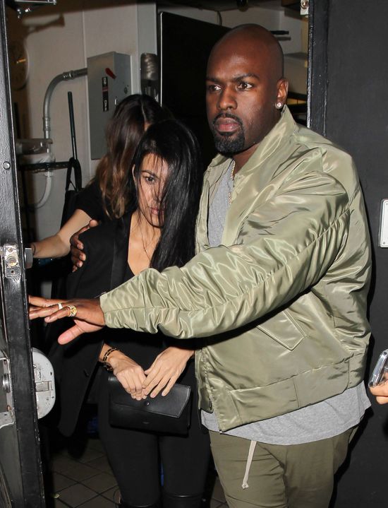 Tak pijanej Kourtney Kardashian nie widzieliście nigdy! Tak pijanej Kourtney Kardashian nie widzieliście nigdy!