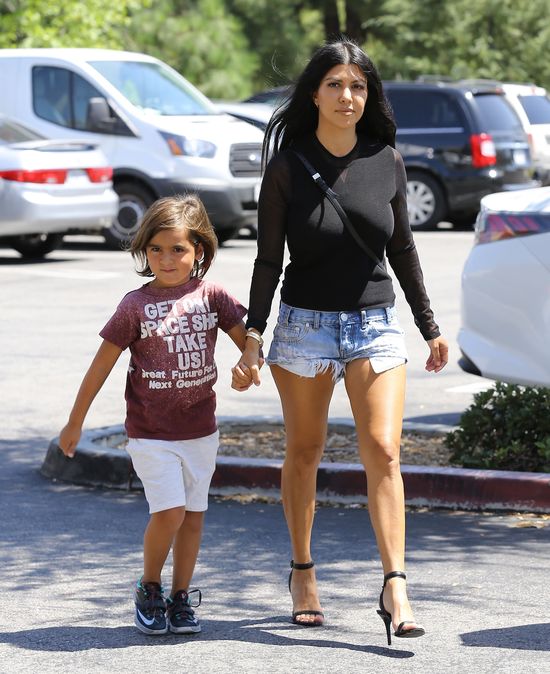 Kim Kardashian jest wściekła na Kourtney (FOTO) Kim Kardashian jest wściekła na Kourtney (FOTO)