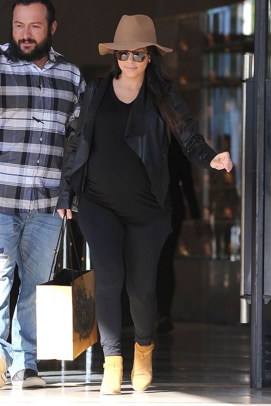 Tak wygląda Kourtney Kardashian 1,5 miesiąca po porodzie