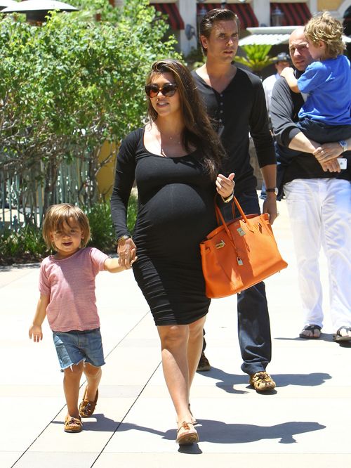 Kourtney Kardashian pokazała córeczkę Penelope (FOTO) Kourtney Kardashian pokazała córeczkę Penelope (FOTO)