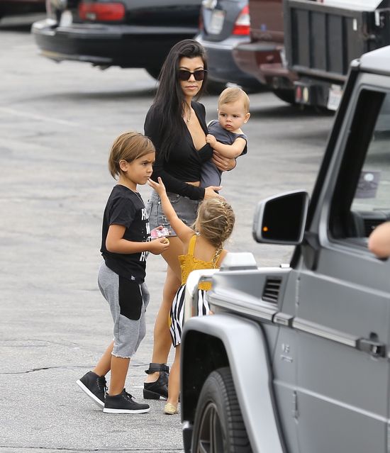 To nie był zwykły dzień w rodzinie Kardashianów (FOTO) To nie był zwykły dzień w rodzinie Kardashianów (FOTO)