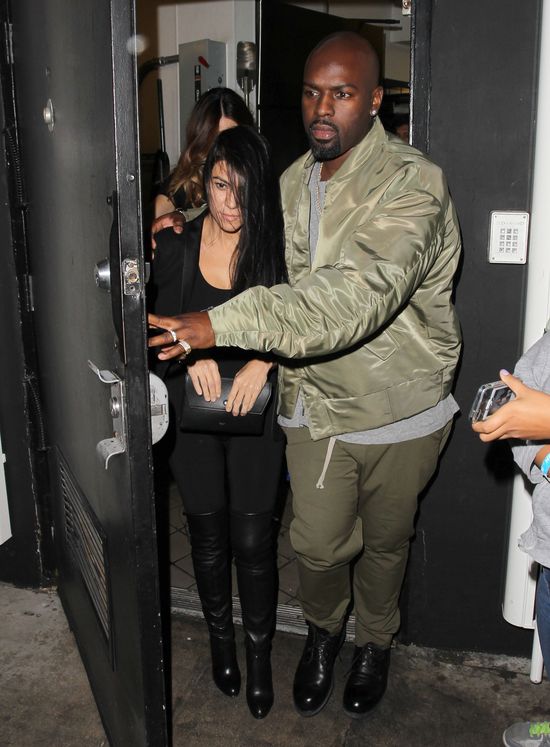 Tak pijanej Kourtney Kardashian nie widzieliście nigdy! Tak pijanej Kourtney Kardashian nie widzieliście nigdy!