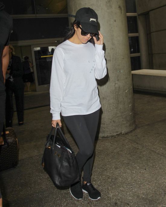 Tak wygladała Kourtney Kardashian po imprezie z Lindsay Lohan