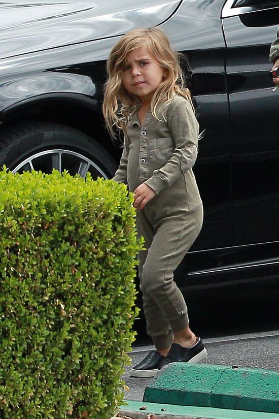 Dawno nie widzieliśmy Kourtney Kardashian w takim towarzystwie