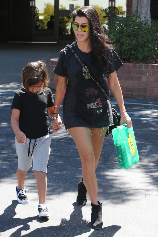 Kourtney Kardashian jest ZA CHUDA? (FOTO)