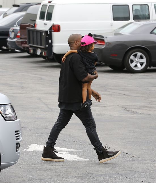 To nie był zwykły dzień w rodzinie Kardashianów (FOTO) To nie był zwykły dzień w rodzinie Kardashianów (FOTO)