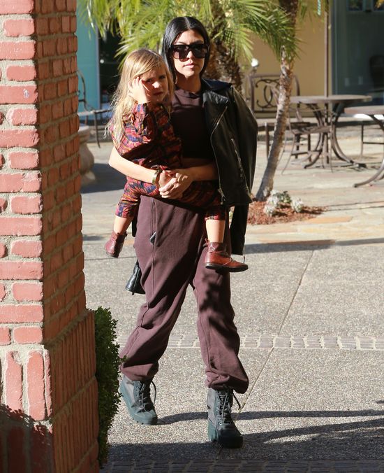 OMG! Tą stylówką zniszczyła wszystko! (FOTO)