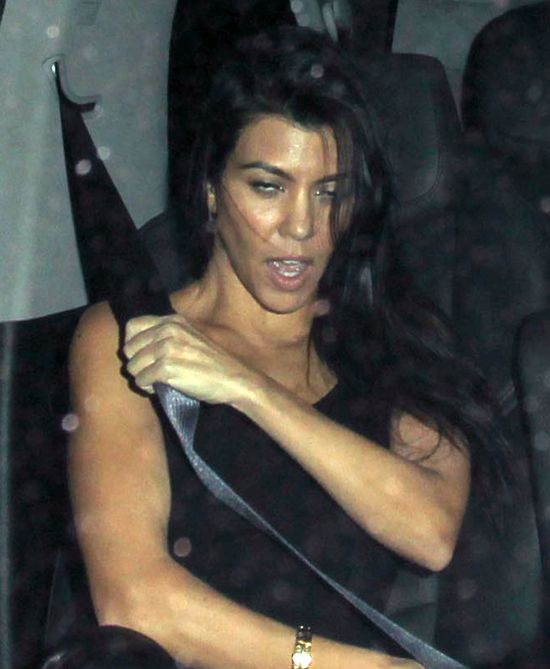 Tak pijanej Kourtney Kardashian nie widzieliście nigdy!
