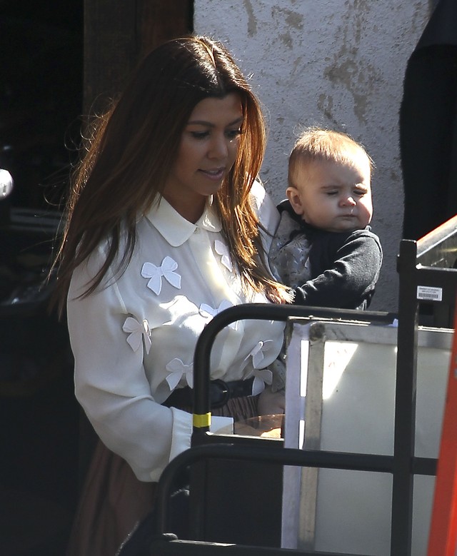 Córeczka Kourtney Kardashian rośnie - ładna? (FOTO)