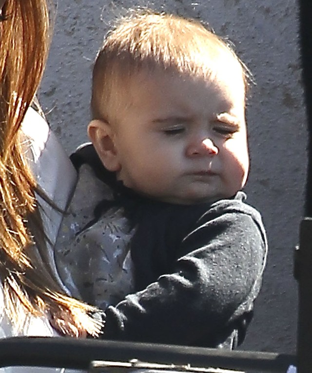 Córeczka Kourtney Kardashian rośnie - ładna? (FOTO)