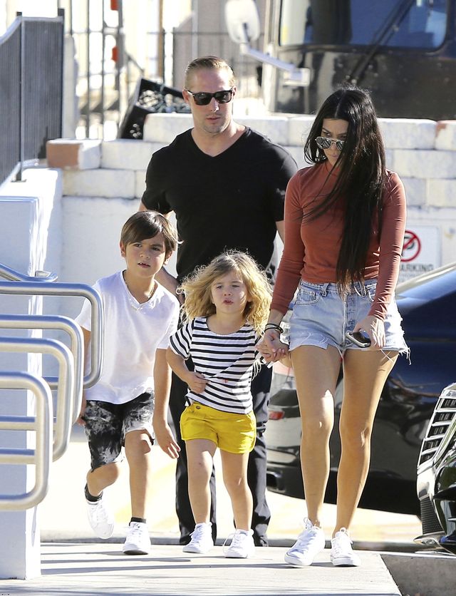 Najzgrabniejsza figura w klanie Kardashian - Jenner? (ZDJĘCIA)